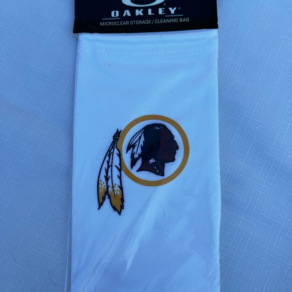 Oakley White NFL Logo Microfiber Bag